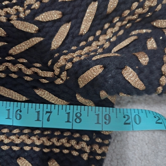 RAG & BONE black and gold lambswool sweater.  Size medium - Picture 7 of 9